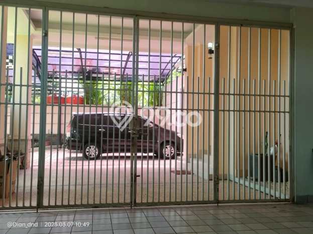 Ready to Use! Premium House LT 2145m2 Desain Modern di Sentul City Ready to Use! Premium House LT 2145m2 Desain Modern di Sentul City