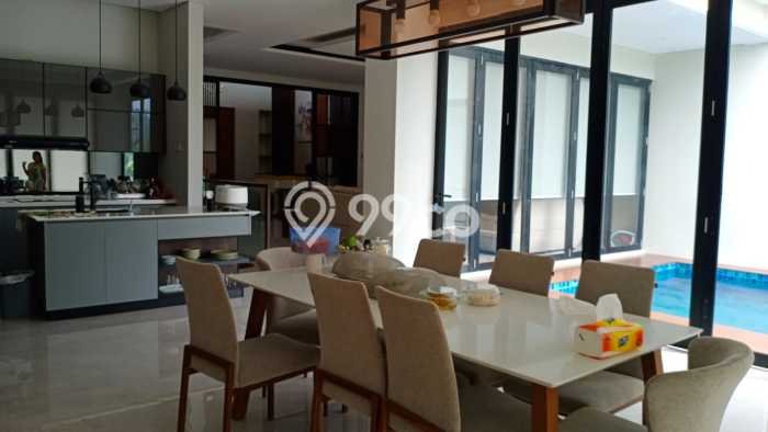 Ready to Use! Premium House LT 450m2 Desain Elegan di Sentul City Ready to Use! Premium House LT 450m2 Desain Elegan di Sentul City