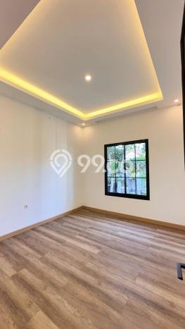Rumah Elit LB 350m2 Siap Pakai Desain Elegan di Sentul City, Bogor Rumah Elit LB 350m2 Siap Pakai Desain Elegan di Sentul City, Bogor