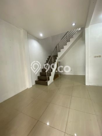 Dijual Hunian Rumah Terawat 4 KT di Sentul City, Bogor Dijual Hunian Rumah Terawat 4 KT di Sentul City, Bogor
