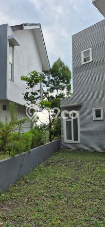 For Sale! Premium House LT 442m2 Desain Elegan di Sentul City For Sale! Premium House LT 442m2 Desain Elegan di Sentul City