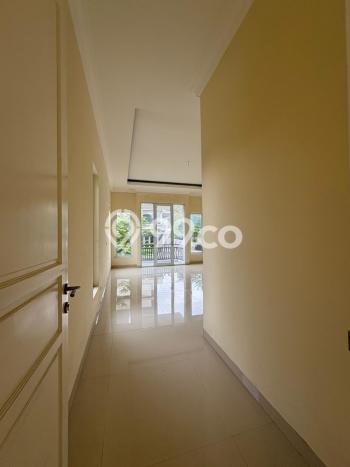 For Sale! Luxury House LT 516m2 Desain Modern di Sentul City For Sale! Luxury House LT 516m2 Desain Modern di Sentul City
