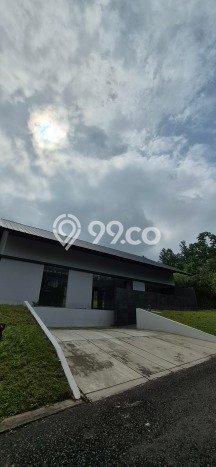 For Sale! Premium House LT 636m2 Desain Modern di Sentul City For Sale! Premium House LT 636m2 Desain Modern di Sentul City