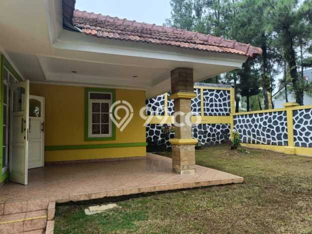 Rumah Luas Asri 2 KT Siap Pakai di Sentul City Bogor Rumah Luas Asri 2 KT Siap Pakai di Sentul City Bogor