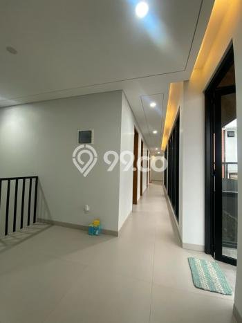 Rumah Elit Modern Tanpa Renovasi di Sentul City Bogor Rumah Elit Modern Tanpa Renovasi di Sentul City Bogor