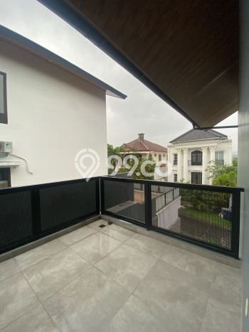 Rumah Elit Modern Tanpa Renovasi di Sentul City Bogor Rumah Elit Modern Tanpa Renovasi di Sentul City Bogor