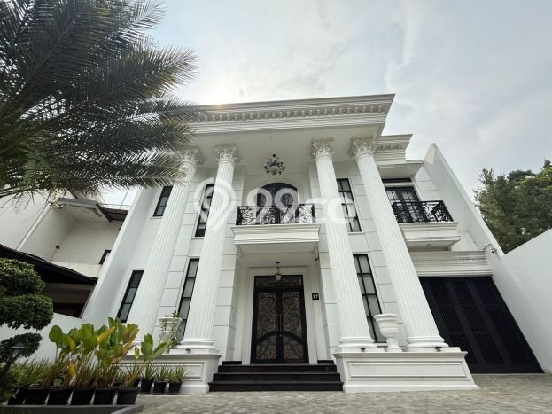 Hunian Elit LB 350m2 Siap Pakai Desain Elegan di Sentul City, Bogor Hunian Elit LB 350m2 Siap Pakai Desain Elegan di Sentul City, Bogor
