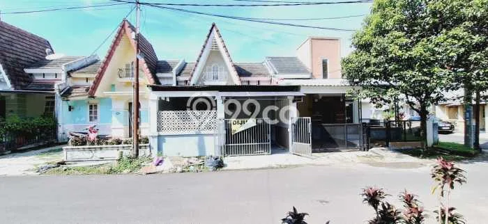 Rumah Luas Asri 2 KT Siap Pakai di Sentul City Bogor Rumah Luas Asri 2 KT Siap Pakai di Sentul City Bogor