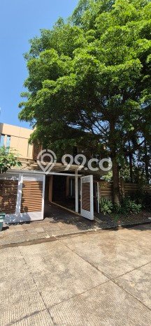 Rumah Mewah LB 200m2 Siap Huni Desain Elegan di Sentul City, Bogor Rumah Mewah LB 200m2 Siap Huni Desain Elegan di Sentul City, Bogor