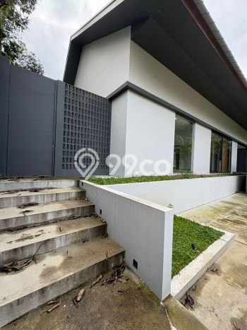 For Sale! Premium House LT 636m2 Desain Modern di Sentul City For Sale! Premium House LT 636m2 Desain Modern di Sentul City