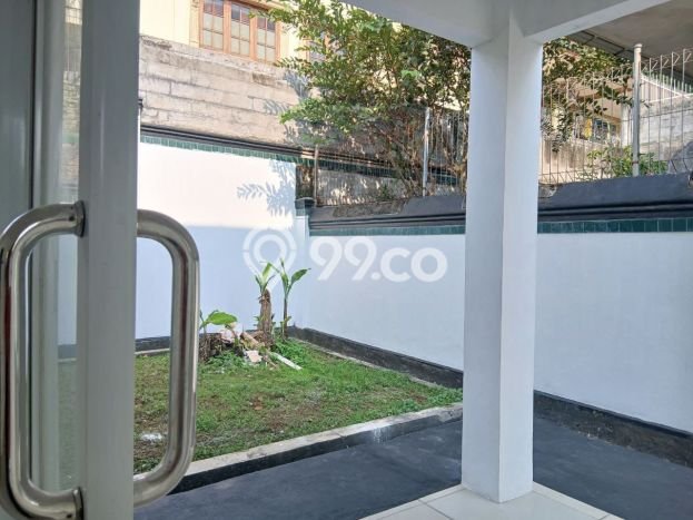 Rumah Luas Asri 5 KT Siap Pakai di Sentul City Bogor Rumah Luas Asri 5 KT Siap Pakai di Sentul City Bogor