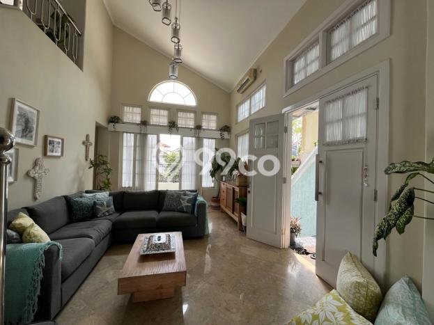 Jual Rumah Mewah Elegan Dengan View Cantik di Sentul City, Bogor Jual Rumah Mewah Elegan Dengan View Cantik di Sentul City, Bogor