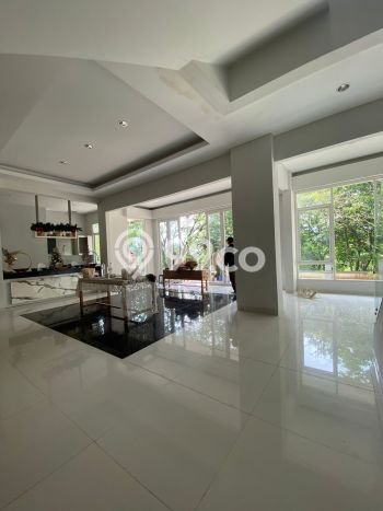 For Sale! Premium House LT 442m2 Desain Elegan di Sentul City For Sale! Premium House LT 442m2 Desain Elegan di Sentul City