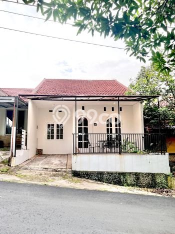 Dijual Rumah Bagus Siap Huni di Bogor Strategis Dijual Rumah Bagus Siap Huni di Bogor Strategis