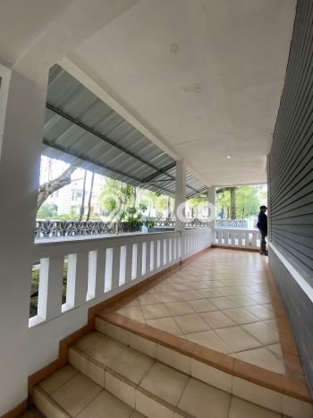 Rumah Elit LB 90m2 Siap Pakai Desain Elegan di Sentul City, Bogor Rumah Elit LB 90m2 Siap Pakai Desain Elegan di Sentul City, Bogor