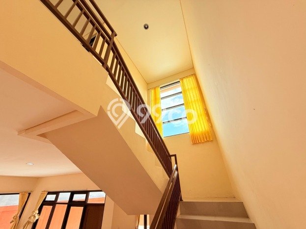 For Sale! Premium House LT 200m2 Desain Elegan di Sentul City For Sale! Premium House LT 200m2 Desain Elegan di Sentul City