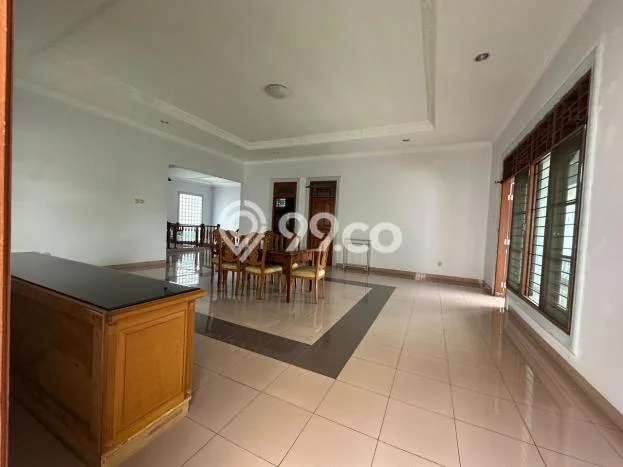 For Sale! Luxury House LT 684m2 Desain Modern di Sentul City For Sale! Luxury House LT 684m2 Desain Modern di Sentul City