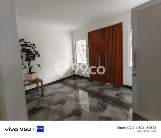 Rumah Luxury Modern Siap Huni di Sentul City Bogor Rumah Luxury Modern Siap Huni di Sentul City Bogor
