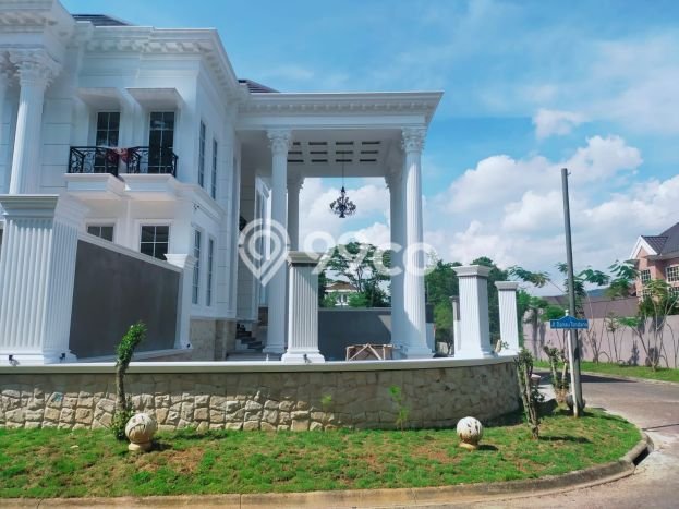 Rumah Luxury Modern Tanpa Renovasi di Sentul City Bogor Rumah Luxury Modern Tanpa Renovasi di Sentul City Bogor