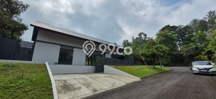 For Sale! Premium House LT 636m2 Desain Modern di Sentul City For Sale! Premium House LT 636m2 Desain Modern di Sentul City