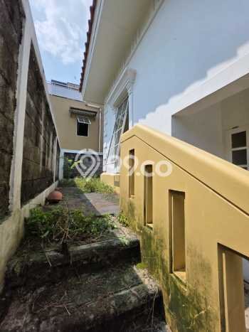 Rumah Luas Asri 3 KT Siap Huni di Sentul City Bogor Rumah Luas Asri 3 KT Siap Huni di Sentul City Bogor