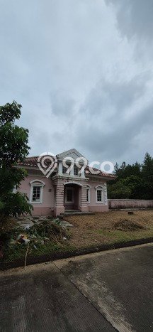 Ready to Use! Premium House LT 386m2 Desain Elegan di Sentul City Ready to Use! Premium House LT 386m2 Desain Elegan di Sentul City