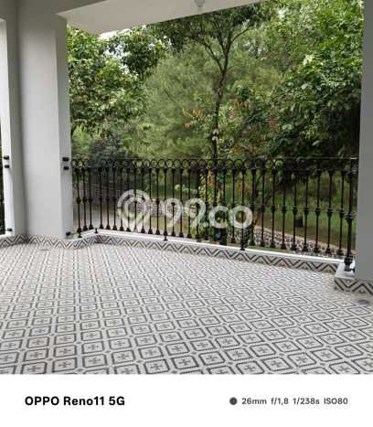 For Sale! Luxury House LT 307m2 Desain Modern di Sentul City For Sale! Luxury House LT 307m2 Desain Modern di Sentul City