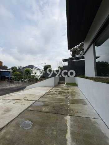 For Sale! Premium House LT 636m2 Desain Modern di Sentul City For Sale! Premium House LT 636m2 Desain Modern di Sentul City