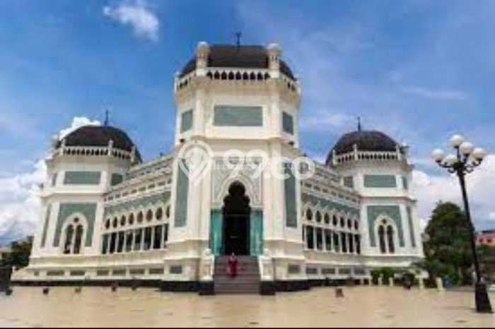 Untuk Dijual Ruko di Medan Baru Medan LT 96m2 / LB 192m2 Untuk Dijual Ruko di Medan Baru Medan LT 96m2 / LB 192m2