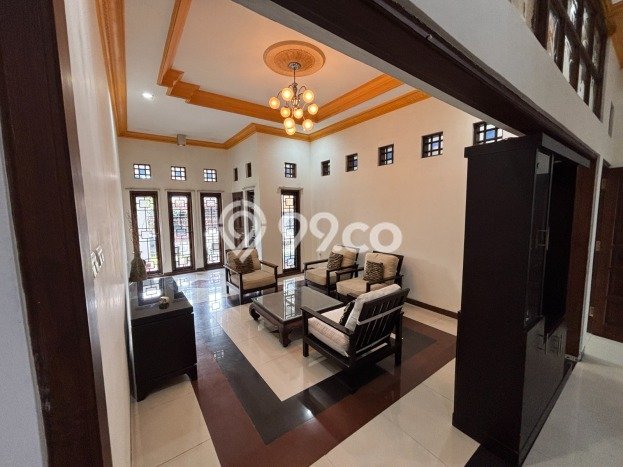 Disewakan Rumah Konsep Modern di Banguntapan Bantul dengan 7 KT Disewakan Rumah Konsep Modern di Banguntapan Bantul dengan 7 KT
