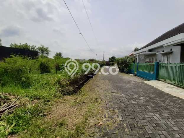 Dijual Tanah di Ngaglik Sleman Luas 3540m2 SHM Dijual Tanah di Ngaglik Sleman Luas 3540m2 SHM