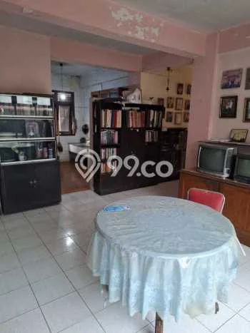 Peluang Investasi! Kost Dijual di Depok, Sleman, 37 KT, 7 KM, Luas 1400m2 Peluang Investasi! Kost Dijual di Depok, Sleman, 37 KT, 7 KM, Luas 1400m2