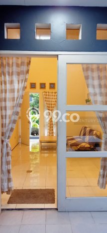 Rumah Modern 2 KT di Bintaro Tangerang Selatan Unfurnished Rumah Modern 2 KT di Bintaro Tangerang Selatan Unfurnished