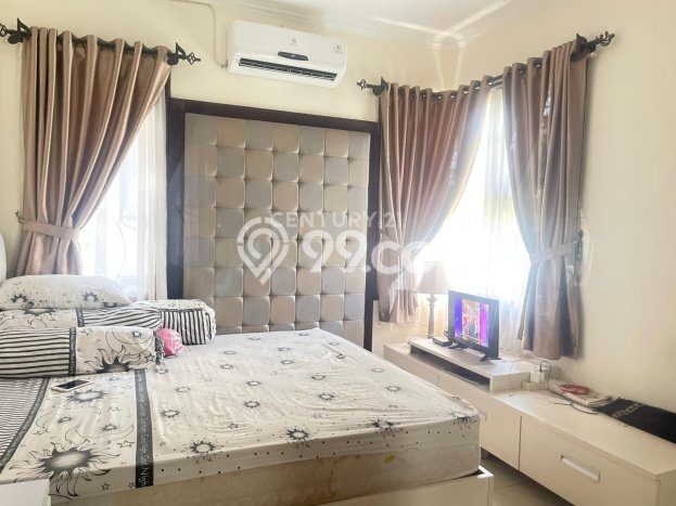 Ready to Use! Luxury House LT 563m2 Desain Elegan di Bintaro Ready to Use! Luxury House LT 563m2 Desain Elegan di Bintaro