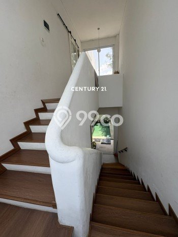 Jual Rumah Luas Elegan Dengan View Eksklusif di Pondok Pucung, Tangerang Jual Rumah Luas Elegan Dengan View Eksklusif di Pondok Pucung, Tangerang