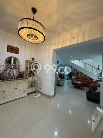 Ready to Use! Luxury House LT 210m2 Desain Modern di Sektor 9-Bintaro Ready to Use! Luxury House LT 210m2 Desain Modern di Sektor 9-Bintaro