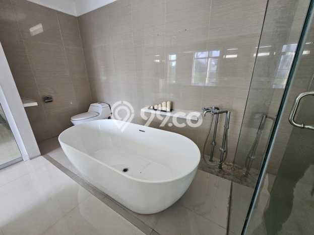 Best Deal Hunian Mewah Ideal dan Luas di Karawaci, Tangerang Best Deal Hunian Mewah Ideal dan Luas di Karawaci, Tangerang