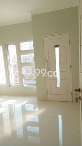 Disewakan Cepat Rumah Kondisi Baik di Area Tebet, Jakarta Selatan Disewakan Cepat Rumah Kondisi Baik di Area Tebet, Jakarta Selatan