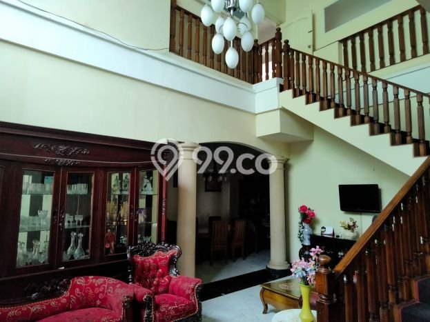 Rumah Mewah Siap Huni LT 413m2 di Tebet, Jakarta Selatan Rumah Mewah Siap Huni LT 413m2 di Tebet, Jakarta Selatan