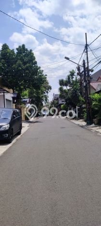 Rumah Bagus Siap Pakai Di Tebet Luas 240m2 Lokasi Strategis Rumah Bagus Siap Pakai Di Tebet Luas 240m2 Lokasi Strategis