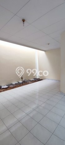 LOKASI TERBAIK! Rumah kawasan Tebet, 3 KM, Lingkungan Elite, LT 150m² Bangunan 160m² LOKASI TERBAIK! Rumah kawasan Tebet, 3 KM, Lingkungan Elite, LT 150m² Bangunan 160m²