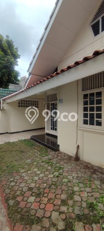 LOKASI TERBAIK! Rumah kawasan Tebet, 3 KM, Lingkungan Elite, LT 150m² Bangunan 160m² LOKASI TERBAIK! Rumah kawasan Tebet, 3 KM, Lingkungan Elite, LT 150m² Bangunan 160m²