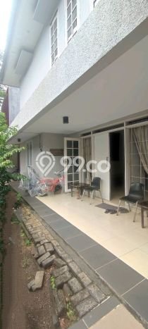 Rumah Impian dengan Luas Tanah 333m² di Lingkungan Asri Tebet, Jakarta Selatan Rumah Impian dengan Luas Tanah 333m² di Lingkungan Asri Tebet, Jakarta Selatan