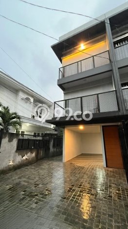 Jual Rumah Minimalis Bagus Punya 3 KT di Tebet Jakarta Selatan SHM Jual Rumah Minimalis Bagus Punya 3 KT di Tebet Jakarta Selatan SHM