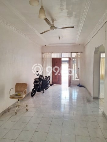 Disewakan Cepat Rumah Kondisi Bagus di Kawasan Tebet, Jakarta Selatan Disewakan Cepat Rumah Kondisi Bagus di Kawasan Tebet, Jakarta Selatan