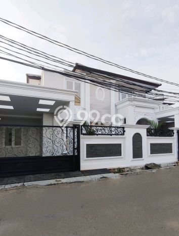 Dijual Hunian Mewah dengan Fasilitas Sekitar Lengkap di Tebet, Jakarta Selatan Dijual Hunian Mewah dengan Fasilitas Sekitar Lengkap di Tebet, Jakarta Selatan