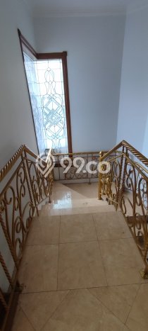 Hunian Mewah Siap Huni LT 375m2 di Tebet, Jakarta Selatan Hunian Mewah Siap Huni LT 375m2 di Tebet, Jakarta Selatan