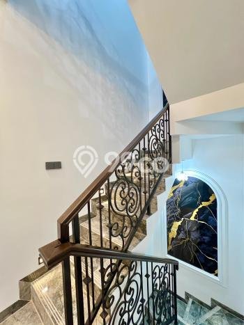 Jual Rumah Favorit Siap Huni LB 140m2 di Jagakarsa, Jakarta Selatan Jual Rumah Favorit Siap Huni LB 140m2 di Jagakarsa, Jakarta Selatan