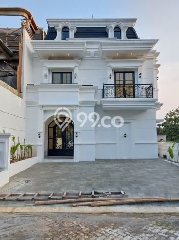 Hunian Mewah Siap Huni LT 284m2 di Jagakarsa, Jakarta Selatan Hunian Mewah Siap Huni LT 284m2 di Jagakarsa, Jakarta Selatan