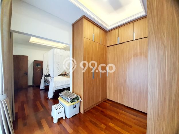 Dijual Rumah Mewah Megah Dengan View Cantik di Kemang, Jakarta Selatan Dijual Rumah Mewah Megah Dengan View Cantik di Kemang, Jakarta Selatan